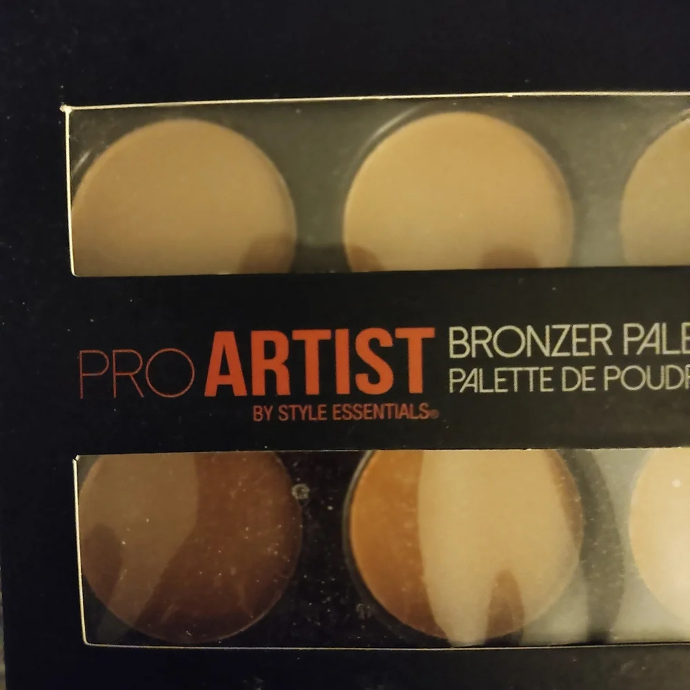 Pro Artist Bronzer Palette